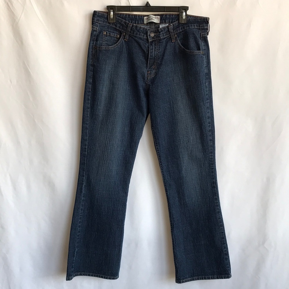 Levi Strauss Signature low-rise bootcut jeans, 14